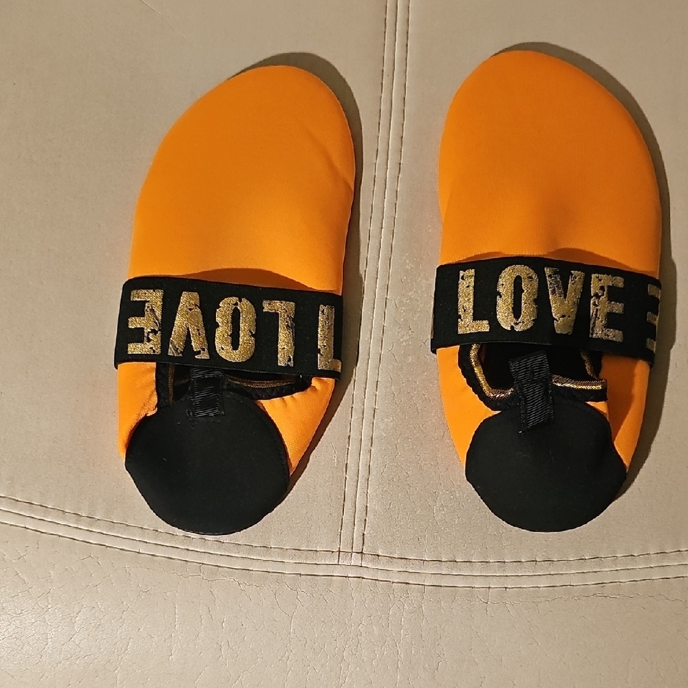 Kids Orange and Black Water Shoes - NWOT